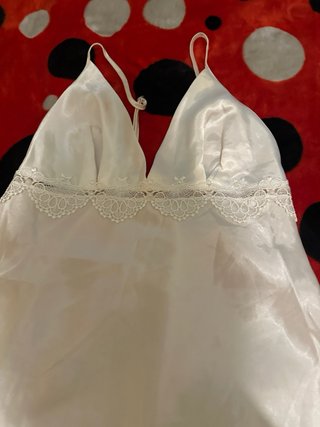 Pijama de encaje blanco