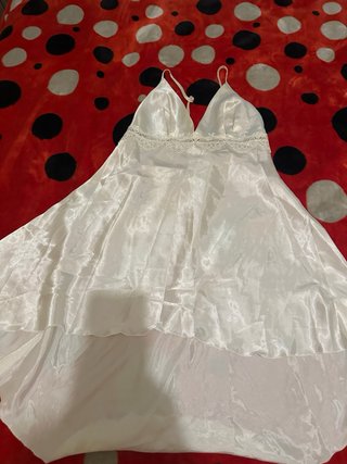 Pijama de encaje blanco