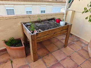 Huerto urbano de madera Mesa de cultivo
