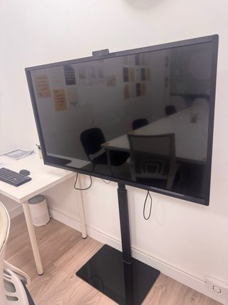 Ordenador, pantalla tactil para ensenanza, academi