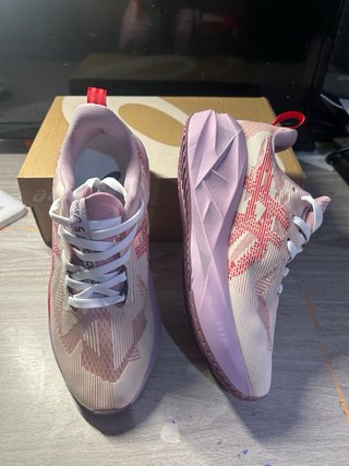 Zapatillas Asics Novablast 5 Rosa Talla 39