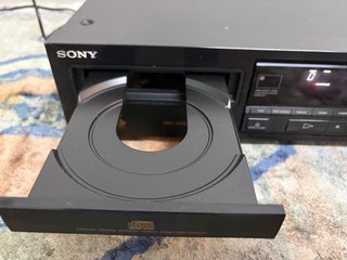 REPRODUCTOR CD SONY CDP790