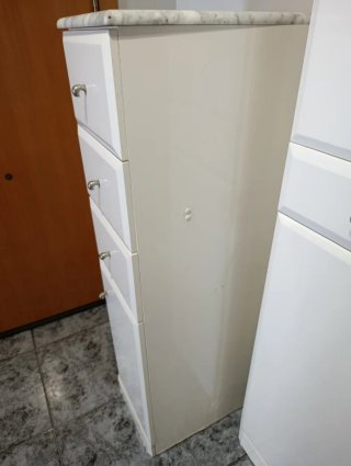 Mueble de baño mármol y madera