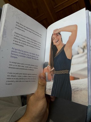Sonríe aunque te cueste