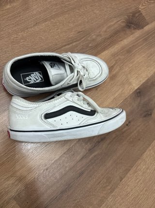 Zapatillas Vans Blancas y Negras