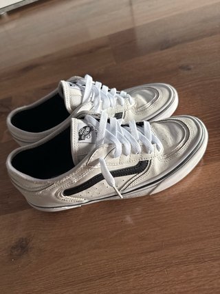 Zapatillas Vans Blancas y Negras