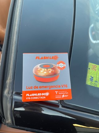 Luz de emergencia V16 DGT oficial