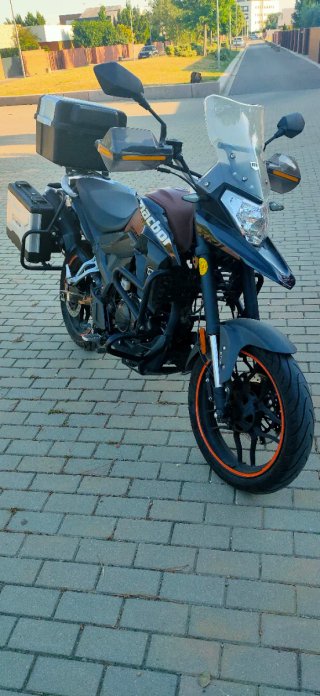 Moto Macbor Montana XR1 125cc Aventura