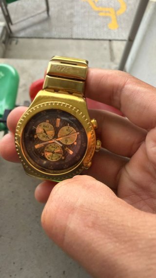 Relógio Swatch Cronógrafo Dourado