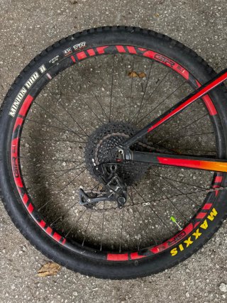 BICICLETA ENDURO GIANT STANCE TALLA M 27,5"