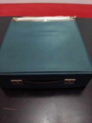Máquina de escribir Olivetti DORA