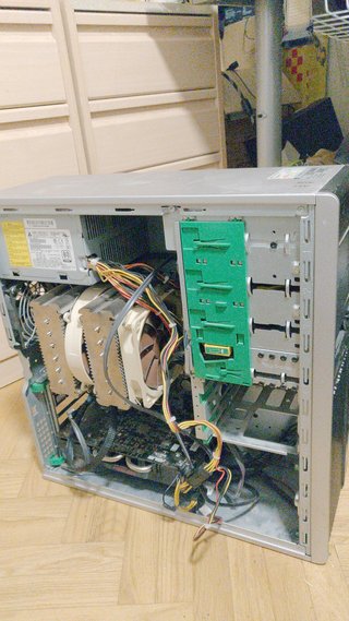 Torre HP Z400 Gris/Plata con Radeon RX 570 OC 8Gb