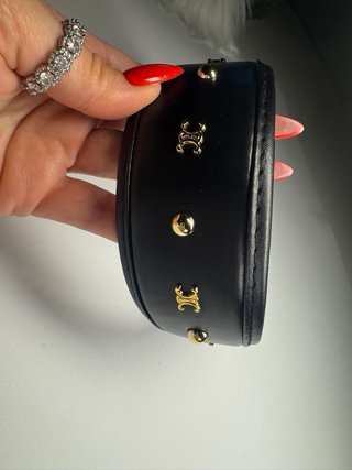 Diadema Negra con Detalles Dorados 5 cms