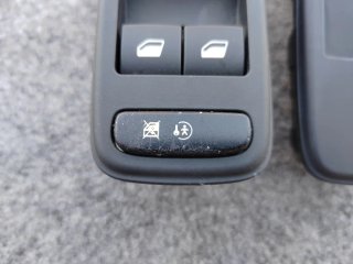 Mando de elevalunas citroen c4 picasso 2008