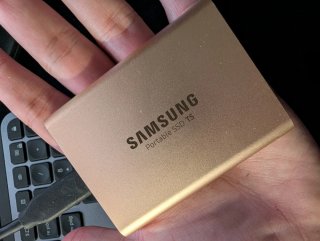 Samsung T5 SSD 500GB Portátil Oro