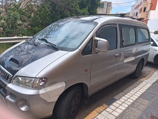 Hyundai H-1 2005