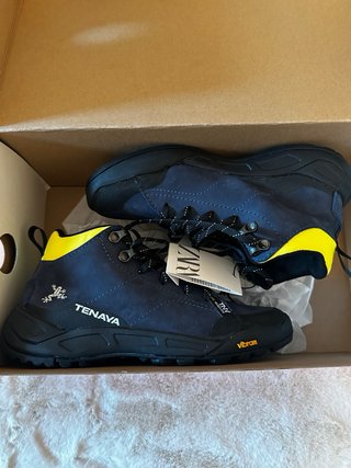 Botas trekking Tenaya Vibram talla 36 NUEVAS