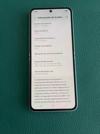Samsung Galaxy Z Flip6 Azul