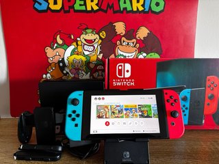 Nintendo Switch Como Nueva + accesorios