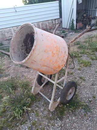 Hormigonera Naranja