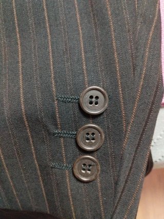 Traje de chaqueta caballero negro con raya marrón