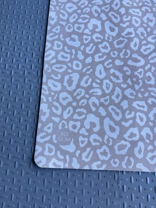 Esterilla Yoga Animal Print Yogom Eco Yoga Mat