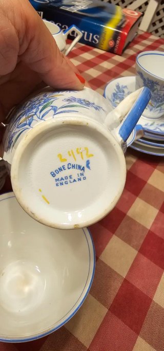 Juego de té inglés de porcelana