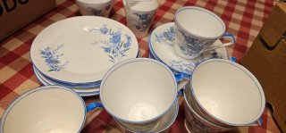 Juego de té inglés de porcelana