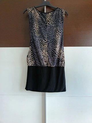 Vestido AX Paris animal print escote drapeado