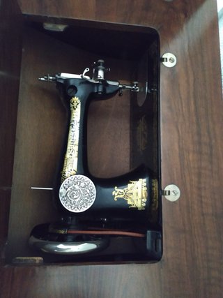 Máquina de coser SINGER restaurada