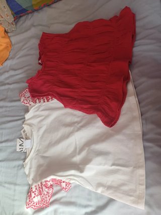 Camiseta niña manga corta bordada