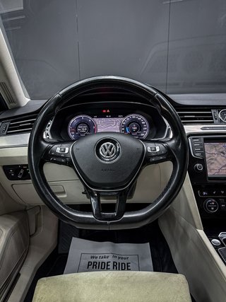 Volkswagen Passat R-LINE