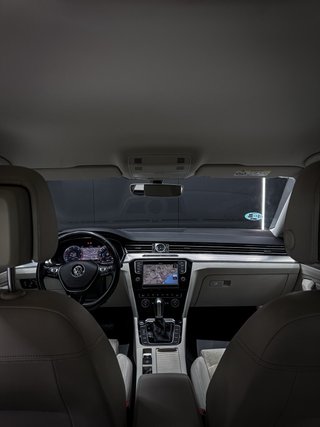 Volkswagen Passat R-LINE