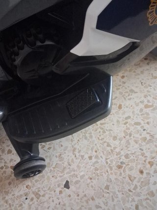 Moto a batería Policía Nacional BMW