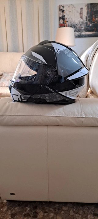 Casco Modular Moto Negro y Gris