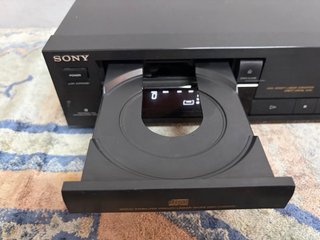 REPRODUCTOR CD SONY CDP591