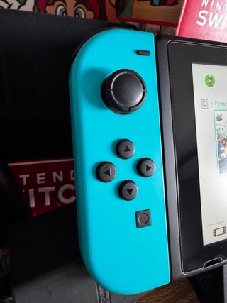 Nintendo Switch 2023 como Nueva + accesorios