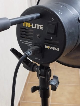 Foco Fotografía Trilite Bowens con Trípode