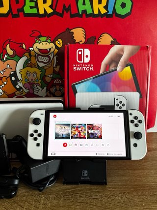 Nintendo Switch OLED Blanca COMO NUEVA
