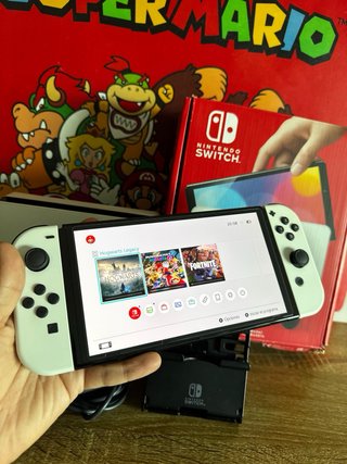 Nintendo Switch OLED Blanca COMO NUEVA