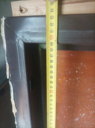 Puerta principal madera clara