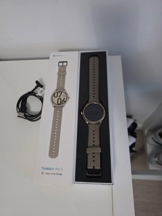 TicWatch Pro 5 Areia