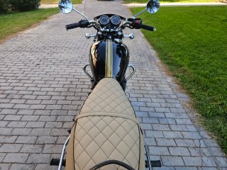 Triumph Bonneville T100 Negra/Gris
