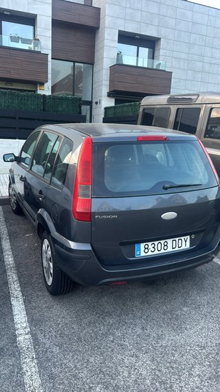 Ford Fusion 2004