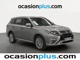 Mitsubishi Outlander 2.4 PHEV Kaiteki 4WD Auto 165 kW (224 CV)