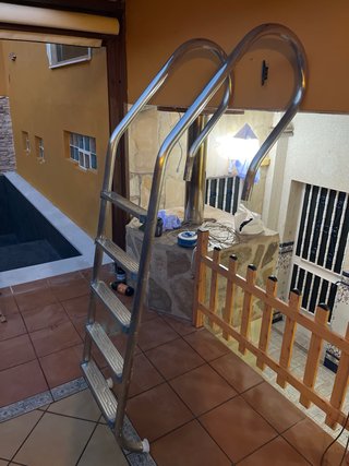Escalera Piscina 2m Metal