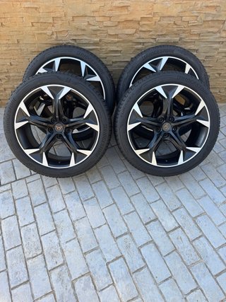 Llantas Cupra 245/40/R19/Neumáticos Bridgestone