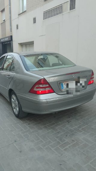 Mercedes-Benz Clase C 2006