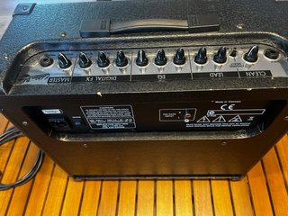 Hughes & Kettner Edition Blue 15 dfx