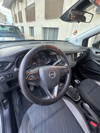 Opel Crossland X 2019
